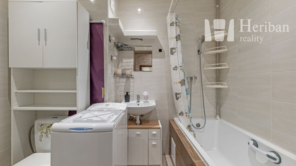 3-izb.byt s logiou,68m2, rekonštr,Orgovánová ul,Západ-Terasa