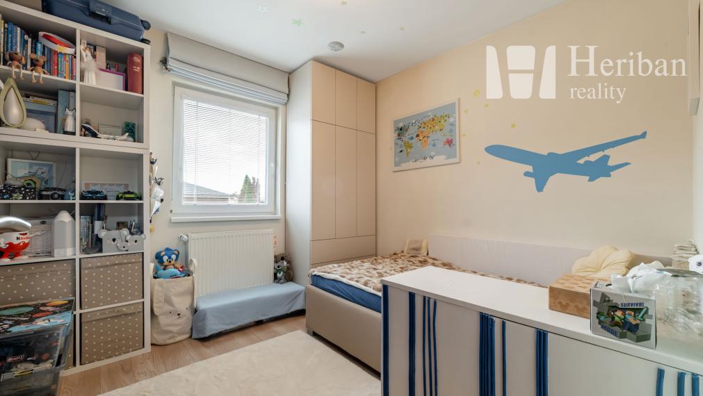 4-izb.rodinný dom s 8,2 ár.pozemkom, Slnečná stráň, Vajkovce