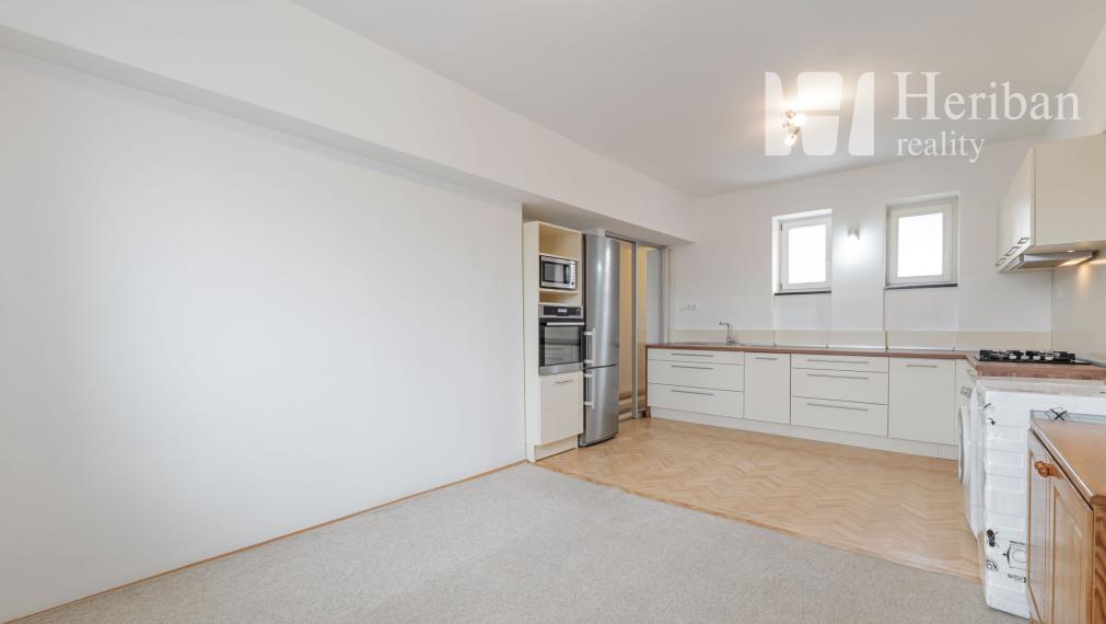 3,5 izb.byt, 80m2, PARK ANGELINUM, nezariadený, Staré Mesto