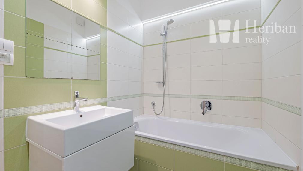 3,5 izb.byt, 80m2, PARK ANGELINUM, nezariadený, Staré Mesto