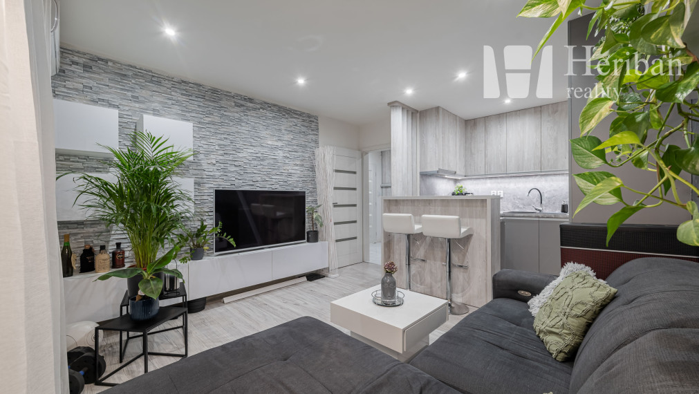 1,5-izb.byt s 7m balkónom, zariadený,Klimkovičova ul, KE-KVP