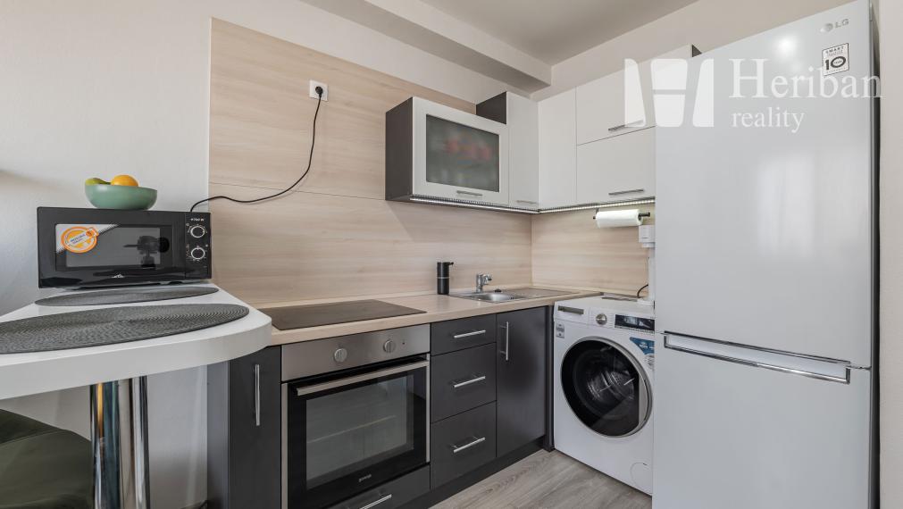 1,5izb.byt, rekonštruovaný, 33m2, Učnovská  ul, KE-časť Šaca