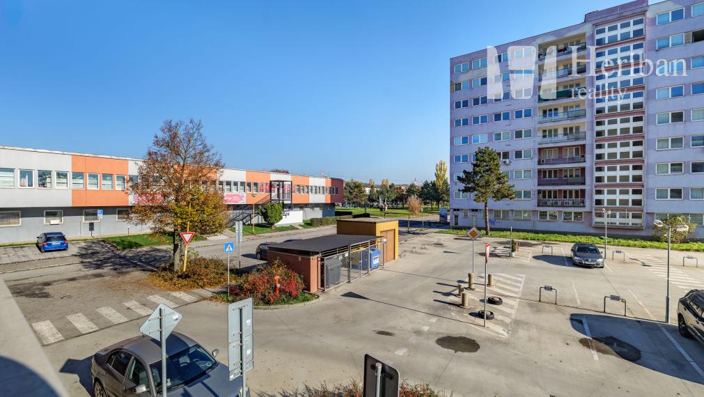 1,5izb.byt, rekonštruovaný, 33m2, Učnovská  ul, KE-časť Šaca