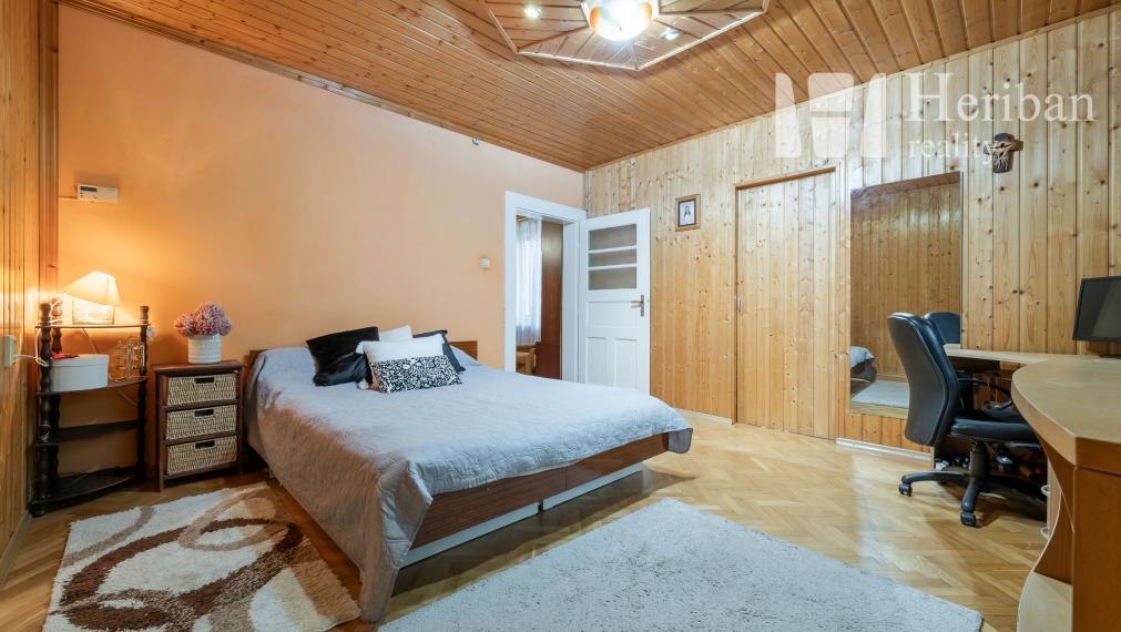 Vidiecky RD so 4-5izbami, 6,5 ár.pozemok, Lorinčík