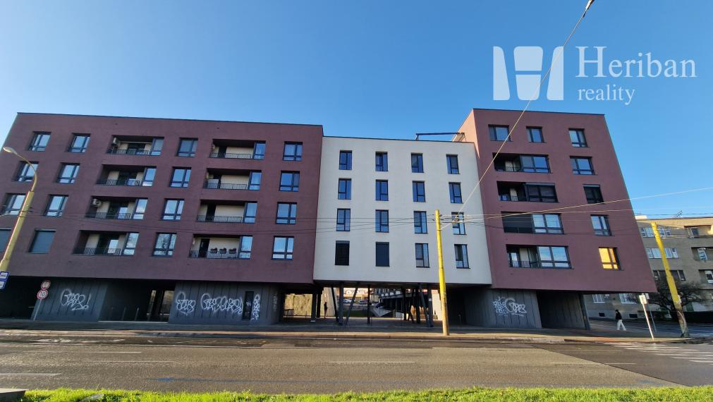 1 izb.byt s 7m loggiou+park.miesto, Rezidencia Mlynská Bašta