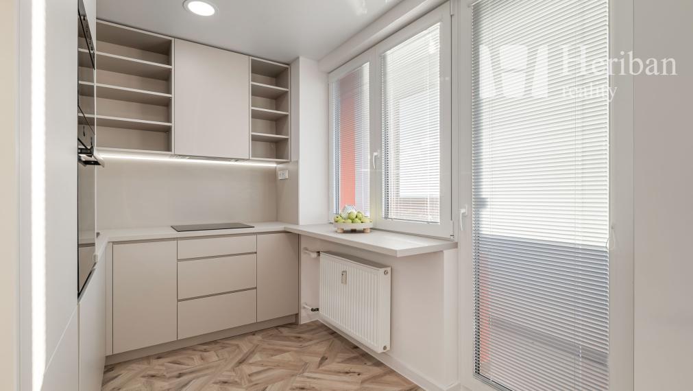 Ždiarska, 3izbový byt nová rekonštrukcia s výhľadom, 2loggie