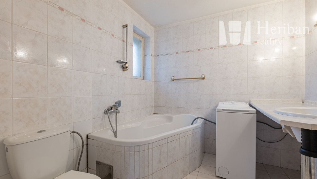 5-izbový RD s garážou, 3,6 ár.pozemok, Kavečianska cesta 14