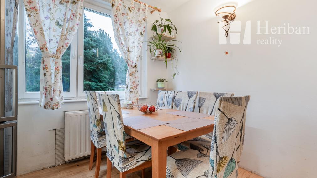 Rekonštr. 3-izb.byt s  logiou, 79m2, Zombová ul, KE-KVP