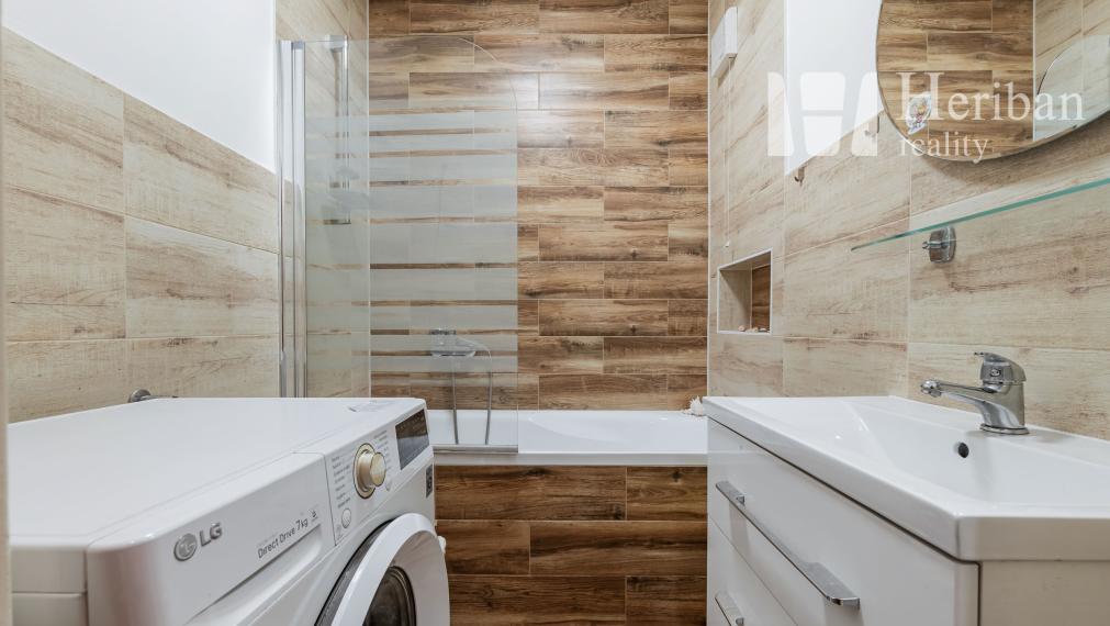 3-izb.byt s logiou, rekonštr., 79m2, Zombova ul, KE-časť KVP