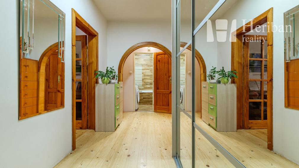 3-izb.byt s logiou, rekonštr., 79m2, Zombova ul, KE-časť KVP