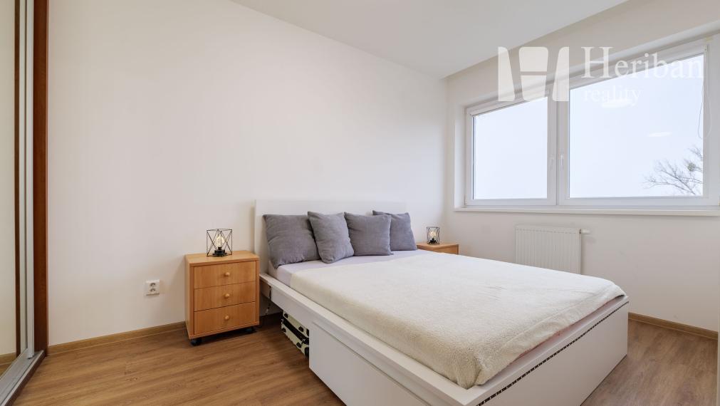 1,5izb.byt, zariadený, 35m2, Učňovská 2, KE-časť Šaca