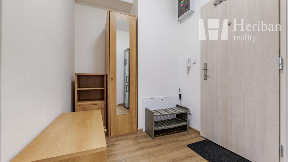 1,5izb.byt, zariadený, 35m2, Učňovská 2, KE-časť Šaca