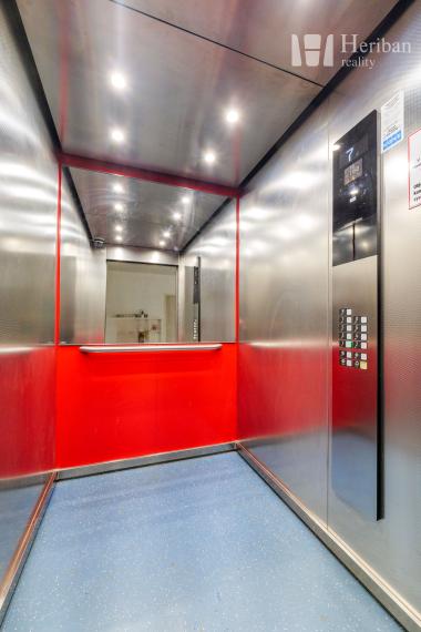 1,5izb.byt, zariadený, 35m2, Učňovská 2, KE-časť Šaca