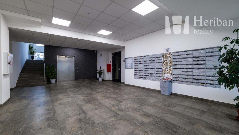 1,5izb.byt, zariadený, 35m2, Učňovská 2, KE-časť Šaca