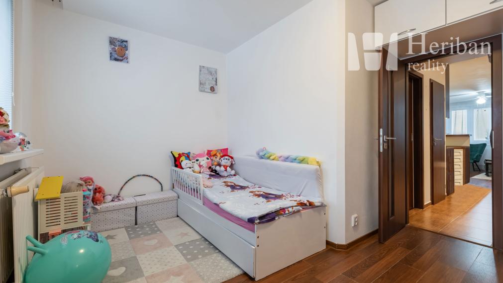 3-izb.byt s logiou, 5.p/8, Hemerkova ul, KE-časť KVP