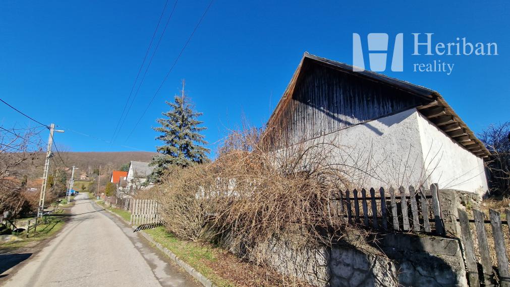 2 domy s 6,2ár.pozemkom, obec Hollóháza, Maďarsko