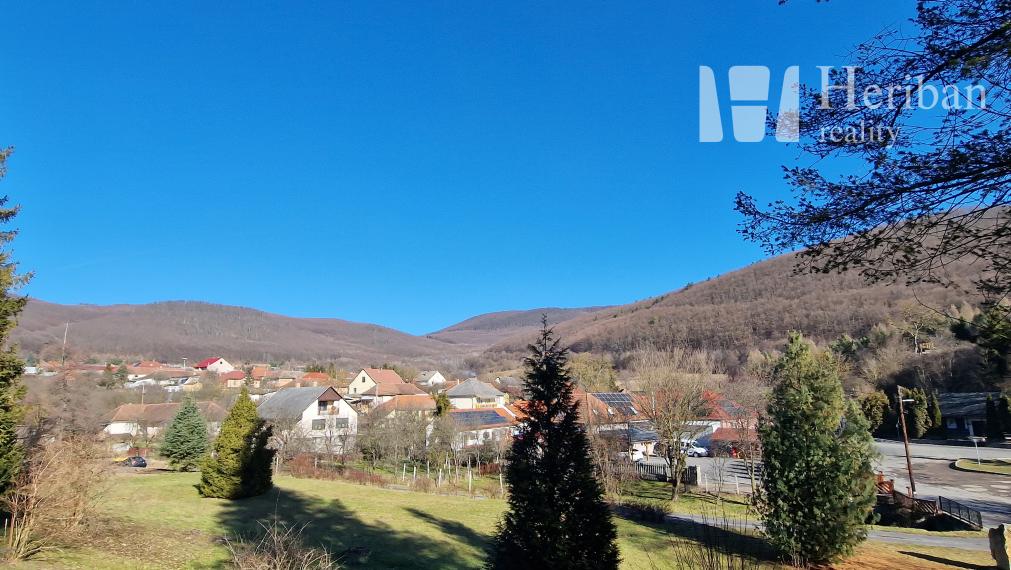 2 domy s 6,2ár.pozemkom, obec Hollóháza, Maďarsko