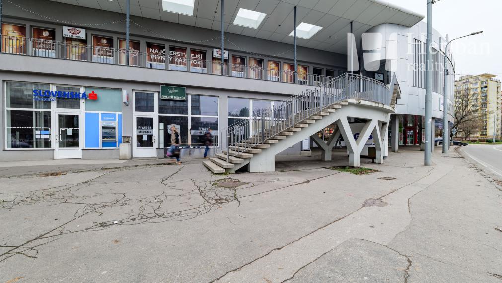 obchod a služby/reštaurácia a piváreň, ul.Nemcovej 28,Merkúr