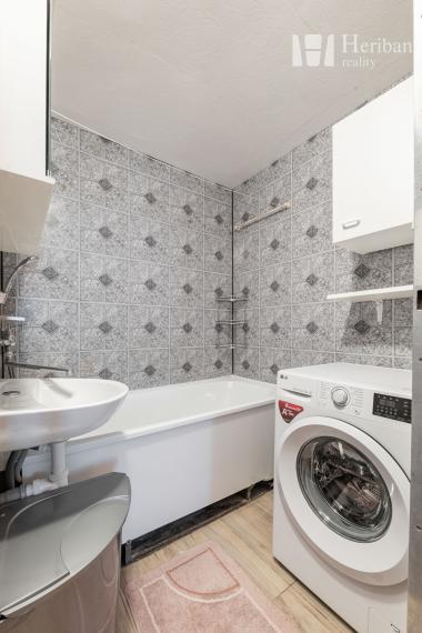 3-izb.byt s logiou,3.p/7, 66m2,Muškátova ul, Západ-Terasa