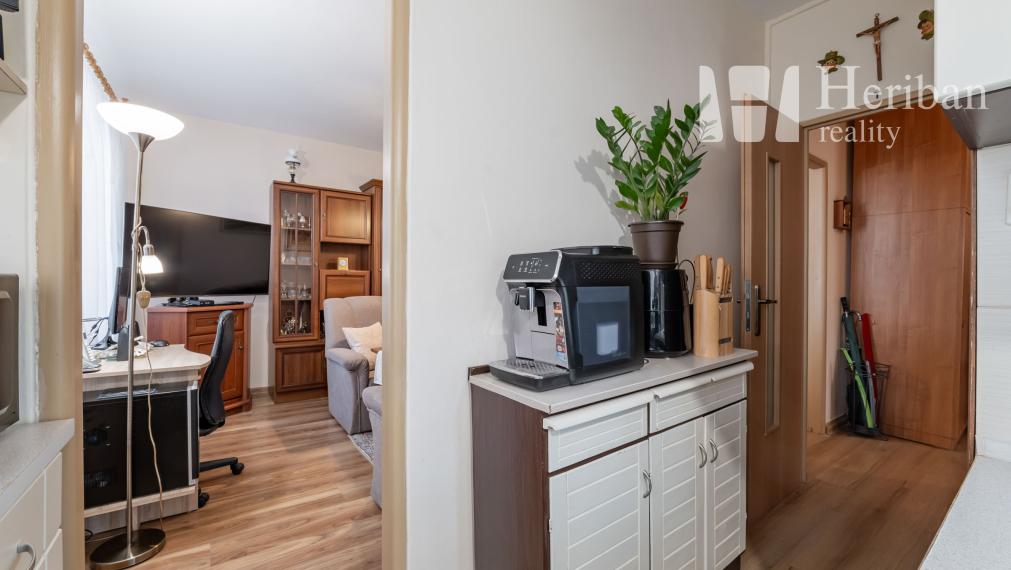 3-izb.byt s logiou,3.p/7, 66m2,Muškátova ul, Západ-Terasa