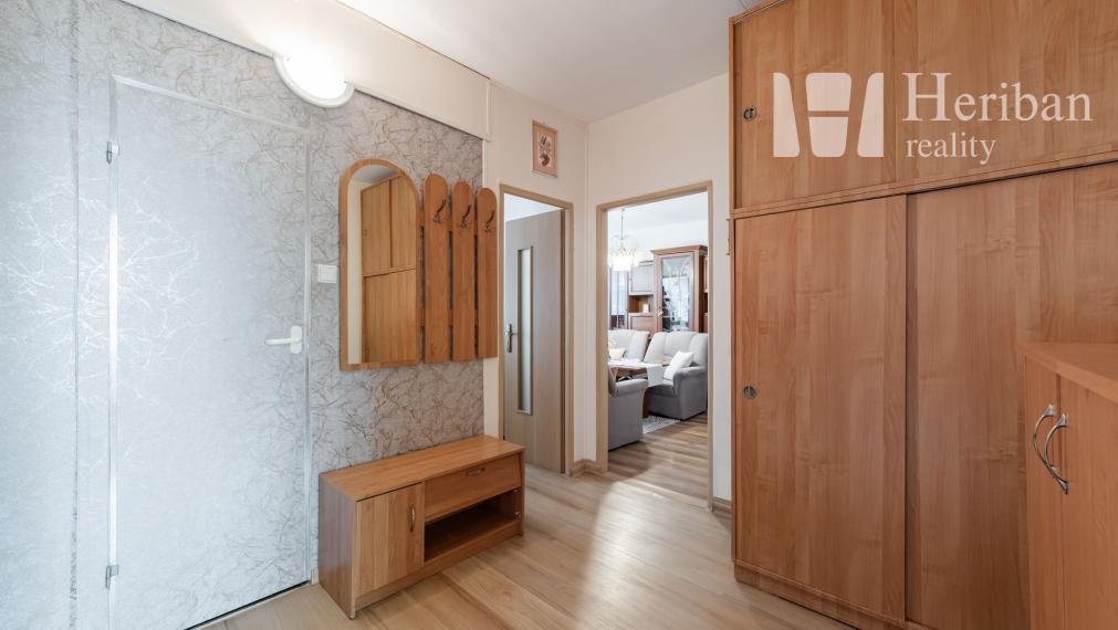 3-izb.byt s logiou,3.p/7, 66m2,Muškátova ul, Západ-Terasa