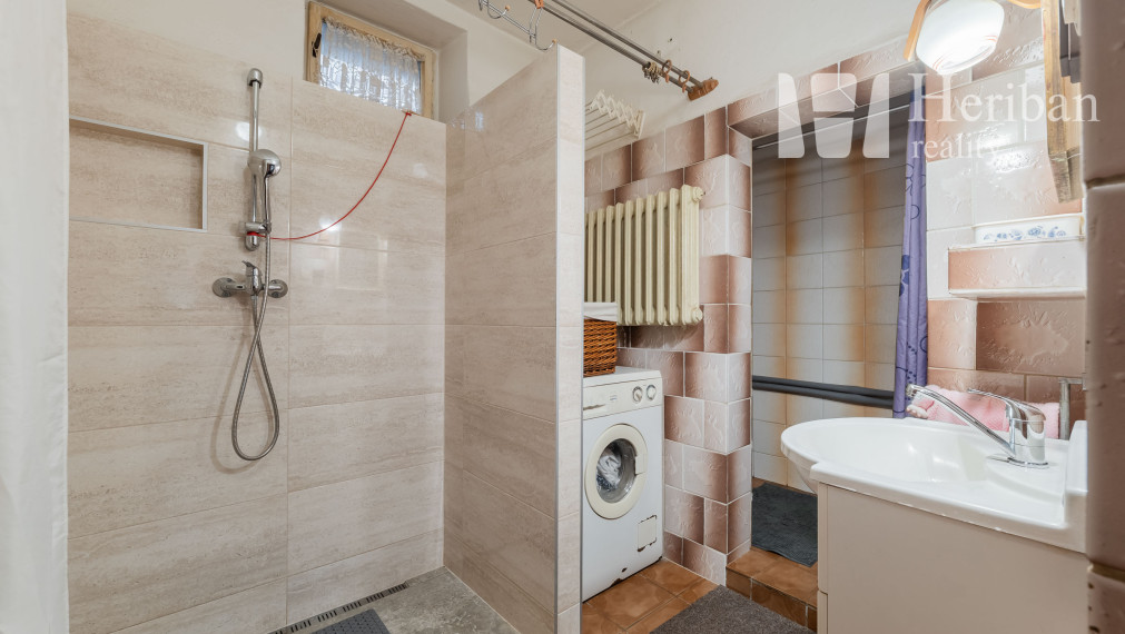 5 izb.rodinný dom s 6,6ár.pozemkom, Košice-Lorinčík