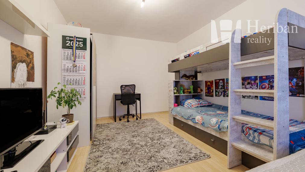 1 izb.byt s loggiou, 38m2, Mikovíniho ul, Západ-Terasa