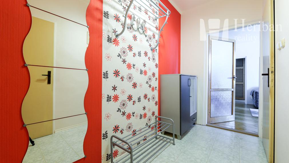 3-izb.byt s logiou, 73m2, 7.p, Južná trieda, KE-časť JUH