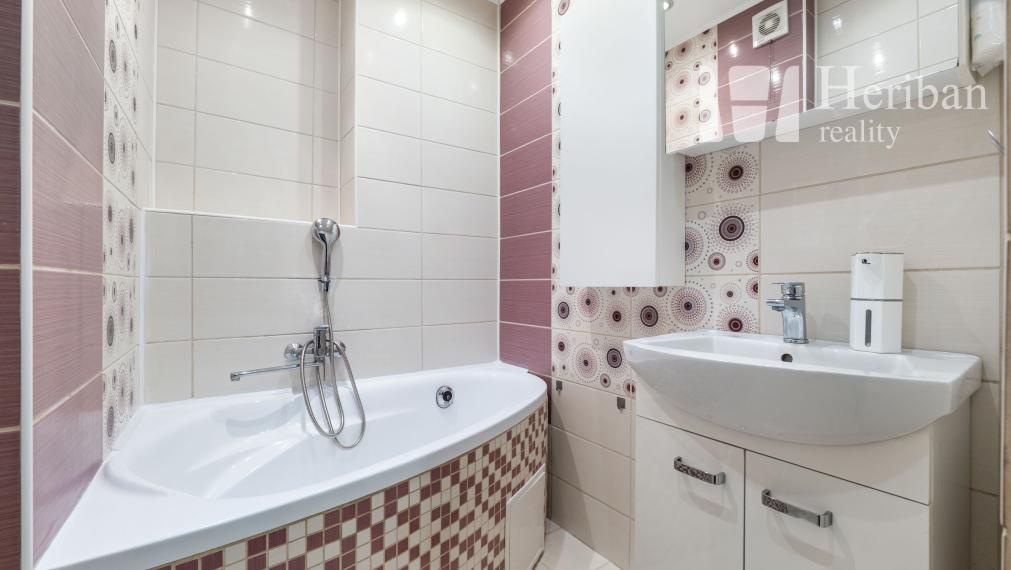 2izb.tehl.byt s balkónom, komplet.rek, Obrancov Mieru, Sever