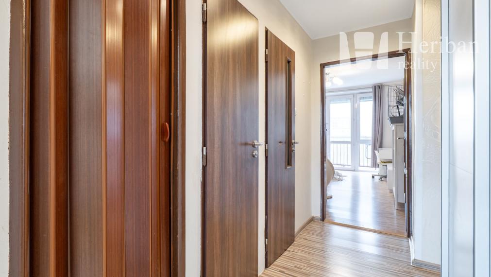 2izb.tehl.byt s balkónom, komplet.rek, Obrancov Mieru, Sever