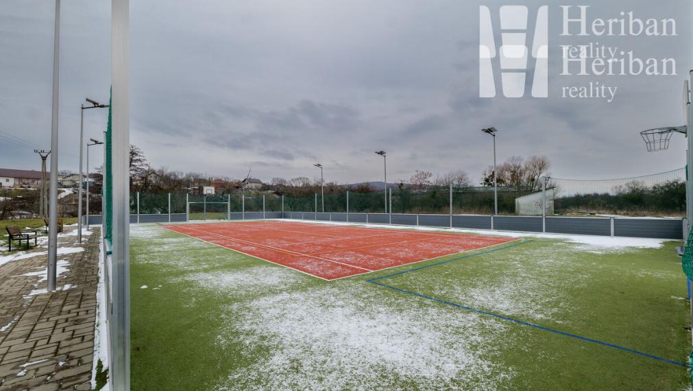 4 izb.rodinný dom s 8,3 ár.pozemkom, obec Vyšná Hutka