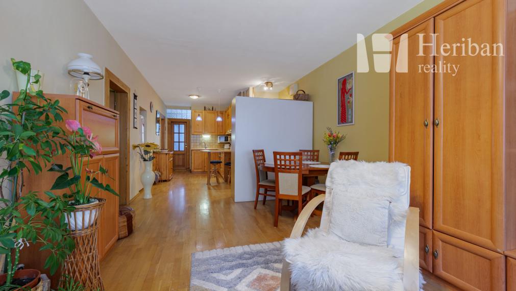 3izb.byt s logiou, 79m2, Komenského ul, Staré Mesto