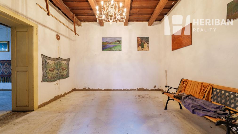 rodinný dom s 17ár.pozemkom, Veľké Trakany, okres Trebišov