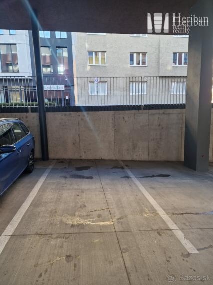 parkovacie miesto, novostavba Továrenská / Mlynská bašta