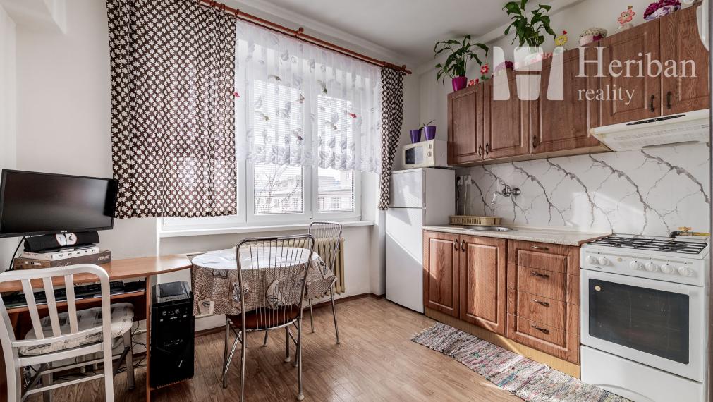 1izb.tehl.byt s balkónom, 41m2, Tolstého ul, KE-Sever