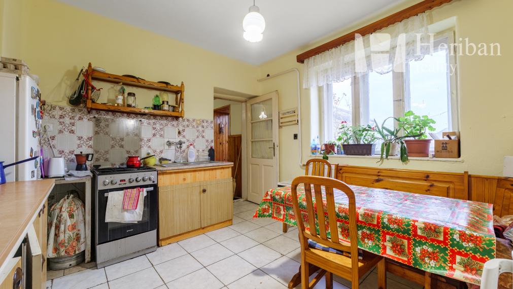 3,5izb.rodinný dom, 12ár.pozemok, Tornyosnémeti, Maďarsko