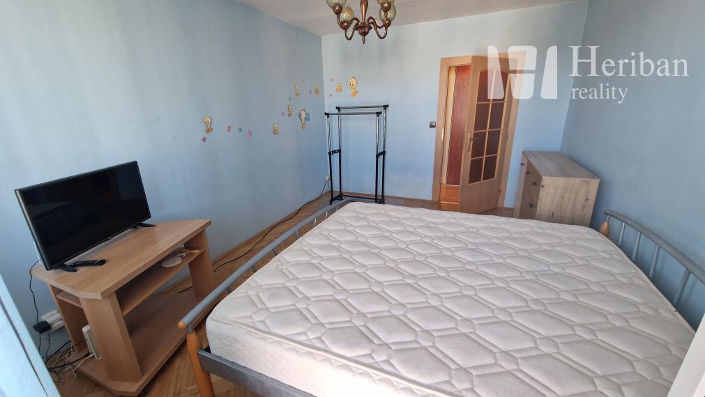 2 izb.byt s logiou, rekonštr, zariadený, Partizánska ul, JUH