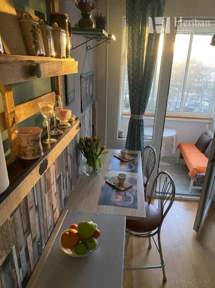 2-izb.byt s logiou, 53m2, 3.p., Jasuschova ul, KE-časť KVP