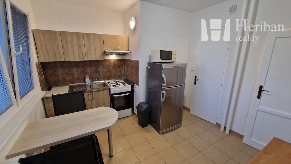 1 izb.byt, 29m2, rekonštr. a zariadený, Nešporova ul, Terasa