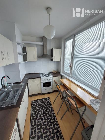 1,5 izb.byt,41m2,rekonštr.,zariadený, Kuzmanyho,Staré Mesto