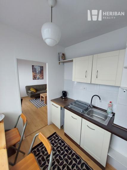 1,5 izb.byt,41m2,rekonštr.,zariadený, Kuzmanyho,Staré Mesto