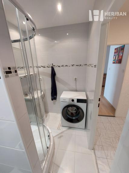 1,5 izb.byt,41m2,rekonštr.,zariadený, Kuzmanyho,Staré Mesto