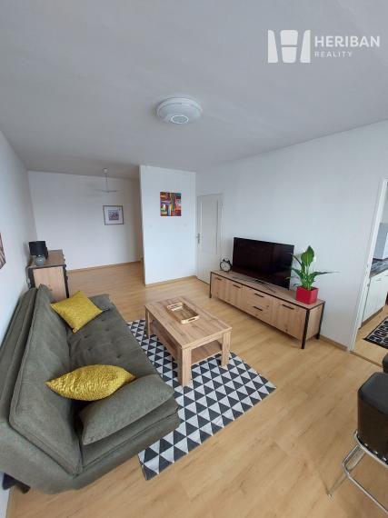 1,5 izb.byt,41m2,rekonštr.,zariadený, Kuzmanyho,Staré Mesto