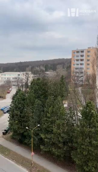 3-izb.byt s logiou, zariadený, nová komplet rek, Krosnianska ul