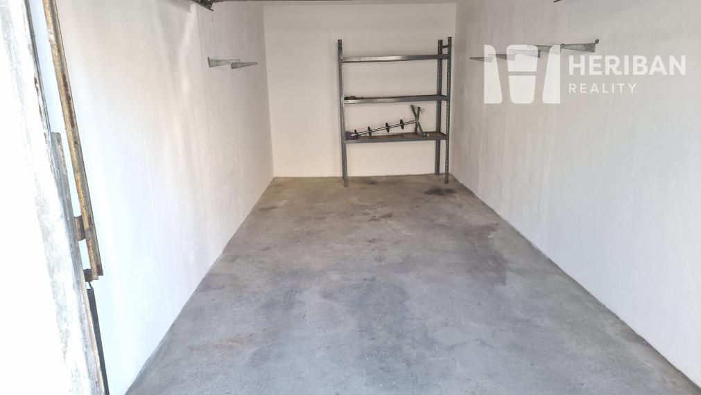 Na prenájom:panelová garáž, 18m2, Turgenevova ul, KE-JUH