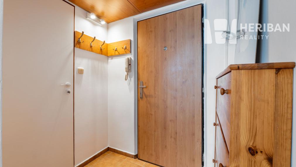 1zb.byt, rekonštr +zariadený, SNP/Nešporova, Západ-Terasa