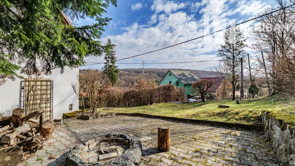 3-izb.murovaná chata,7,6ár.pozemok,Baška, časť Maša