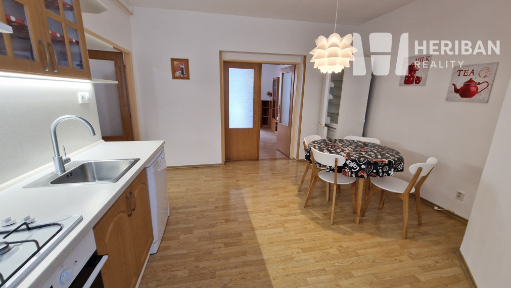 3 izb.byt, 91m2, rekonštr. a zariadený, Rastislavova ul, JUH