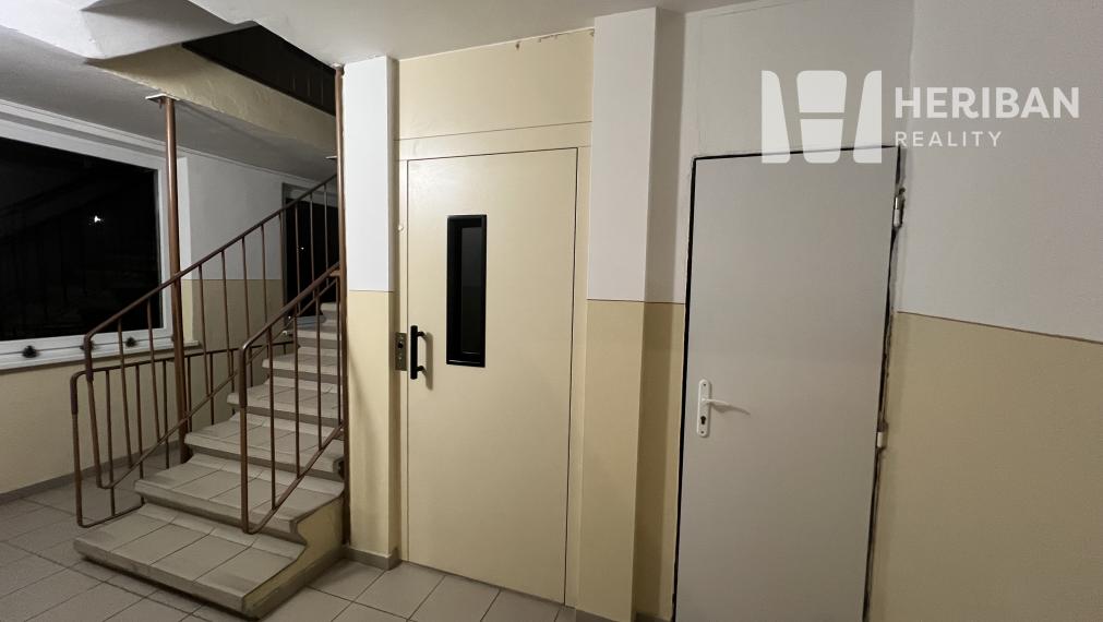 3izbový byt so 6m loggiou, 69m2, Vojenská ul, KE-Staré mesto