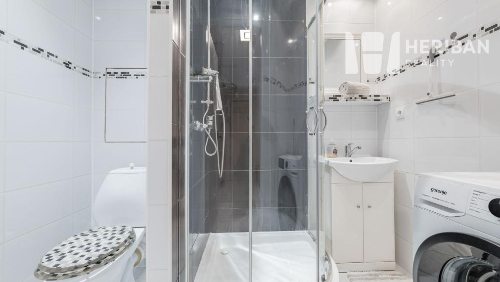 1,5 izb.byt,41m2,rekonštr.,zariadený, Kuzmanyho,Staré Mesto